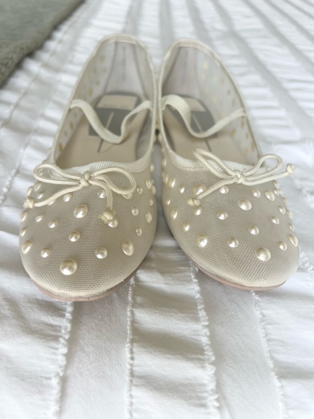 Gently Worn Dolce Vita Cadel Faux Pearl- Studded Mary Jane Flat - Ivory - Size 5 - Picture 8 of 13